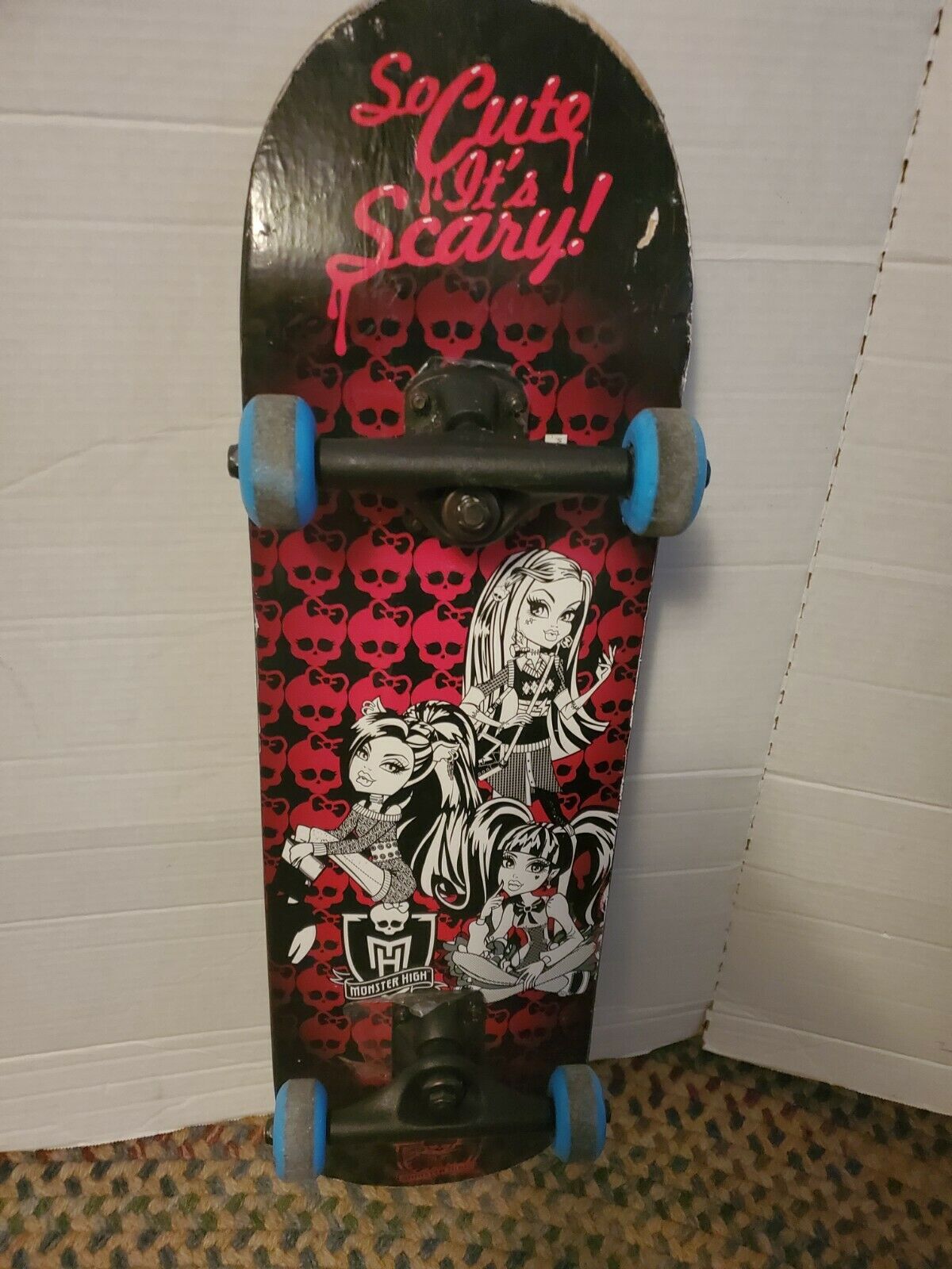 Monster High Skateboard