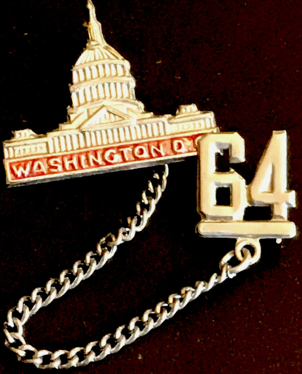 Vintage 1964 Washington Dc Capitol Lapel Pin And Chain